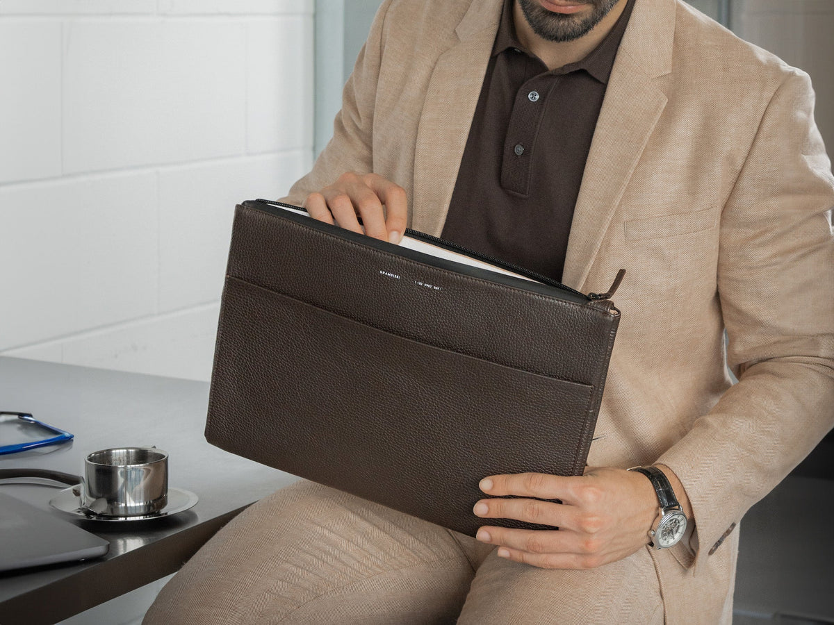 114 Leather Folio | Pebbled